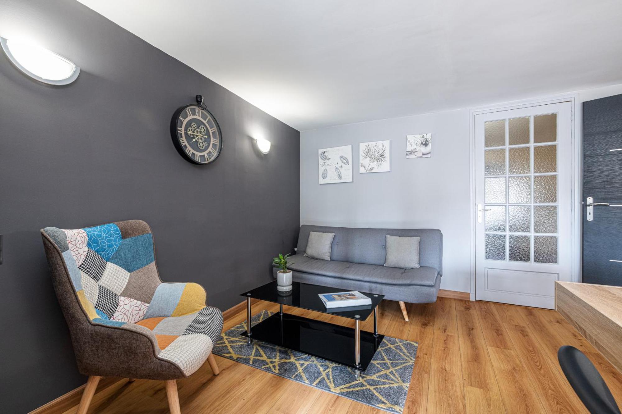 3 Pieces Des Jardins Apartment Ментона Екстериор снимка