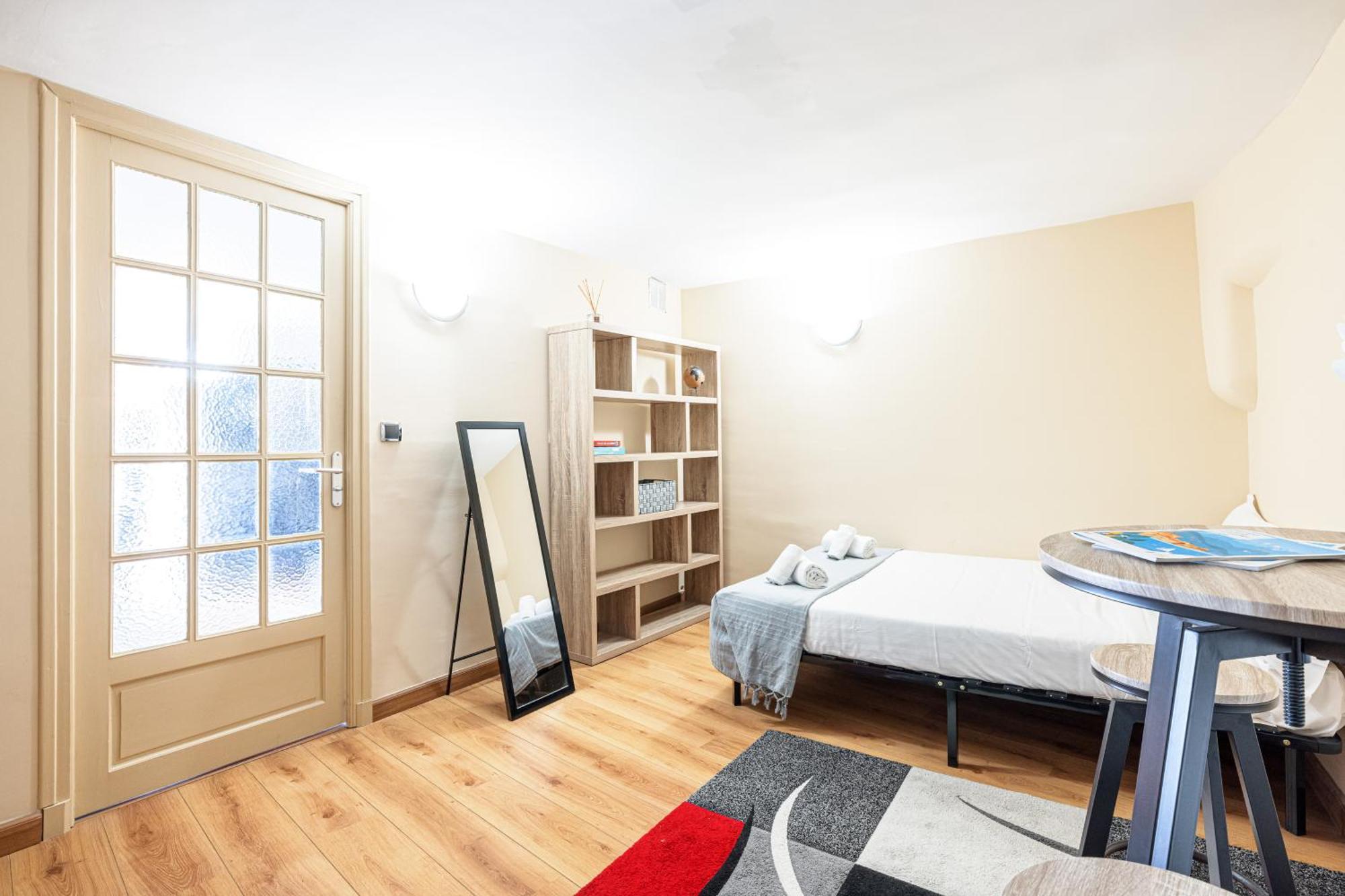 3 Pieces Des Jardins Apartment Ментона Екстериор снимка
