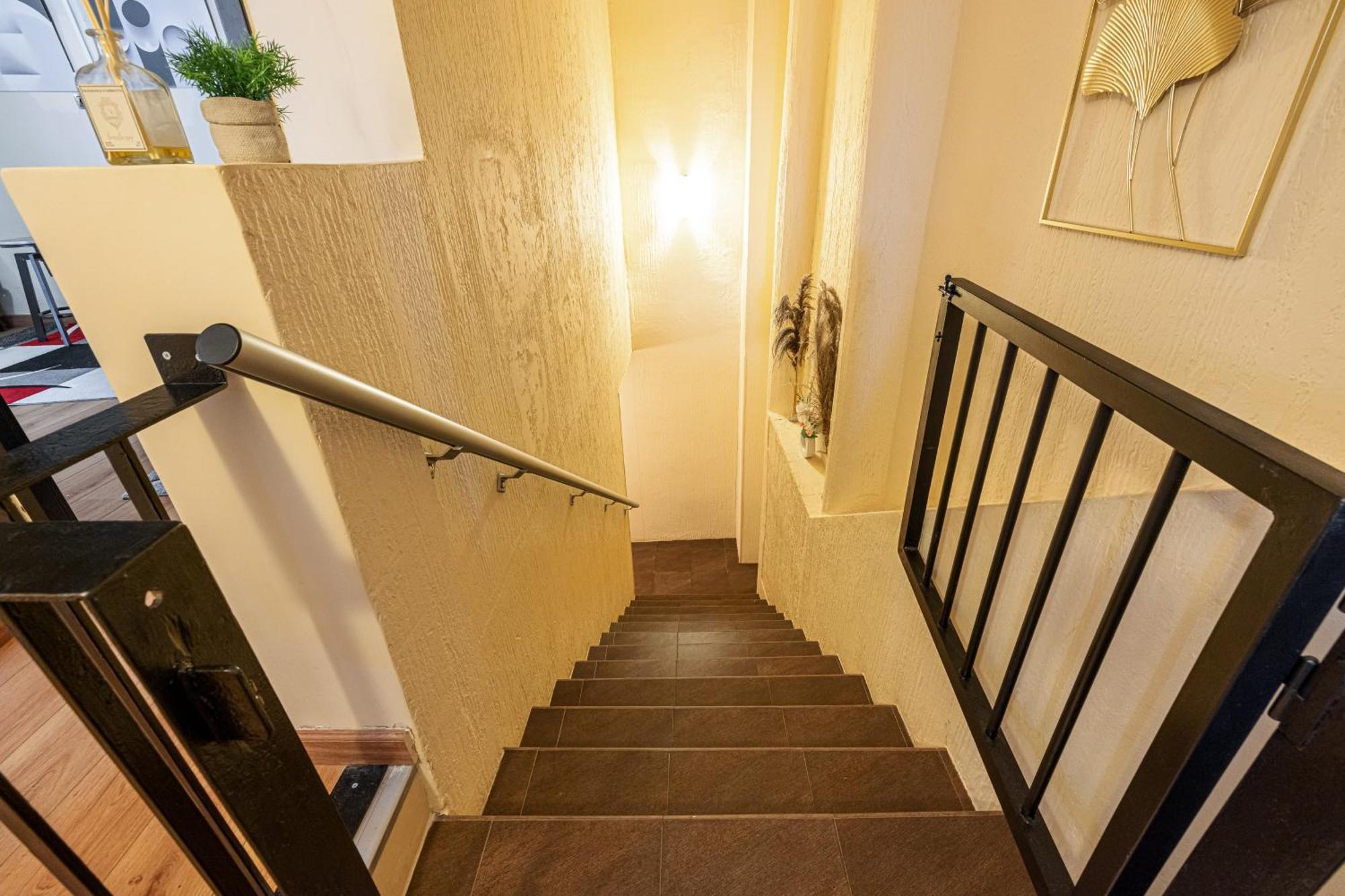 3 Pieces Des Jardins Apartment Ментона Екстериор снимка