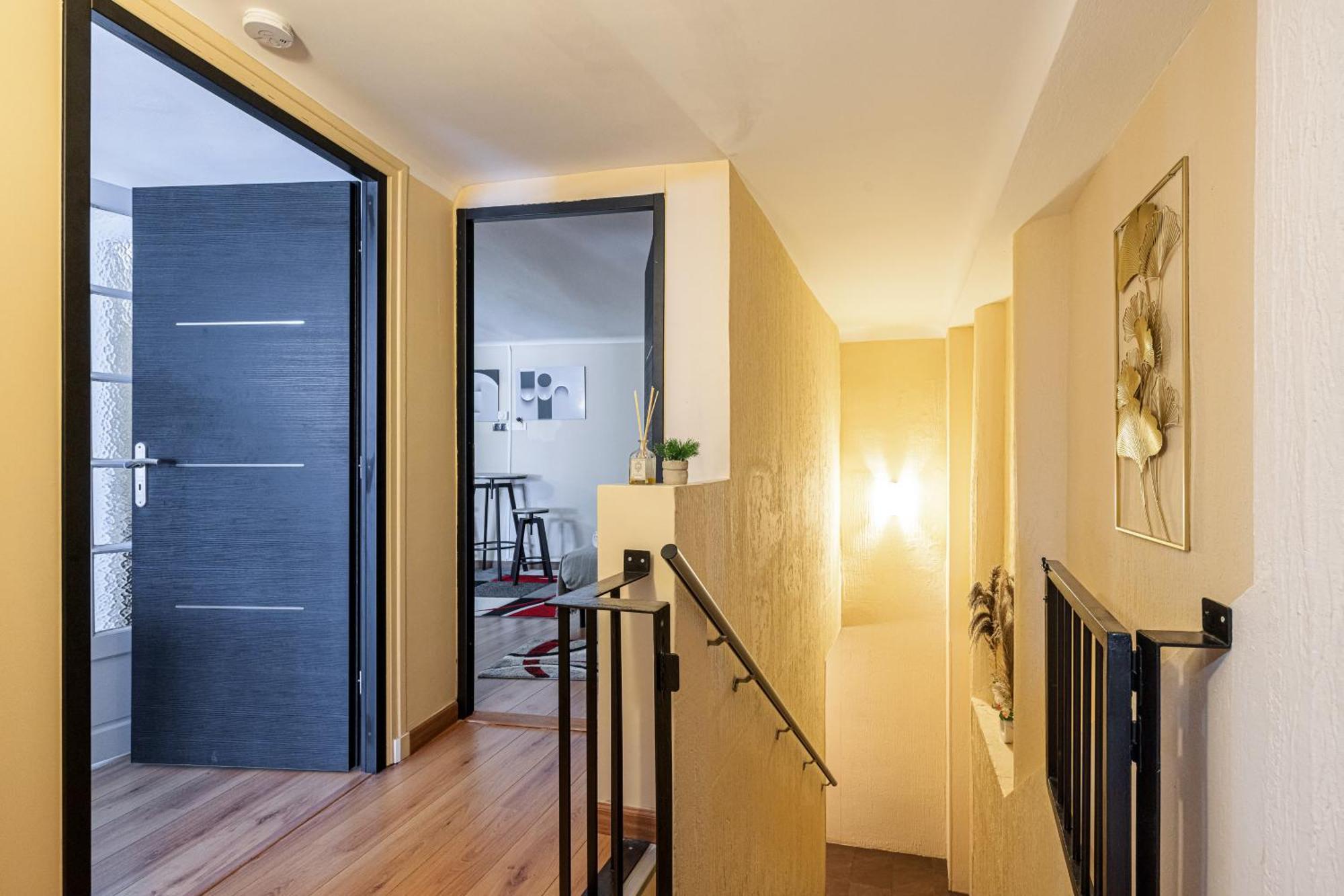 3 Pieces Des Jardins Apartment Ментона Екстериор снимка