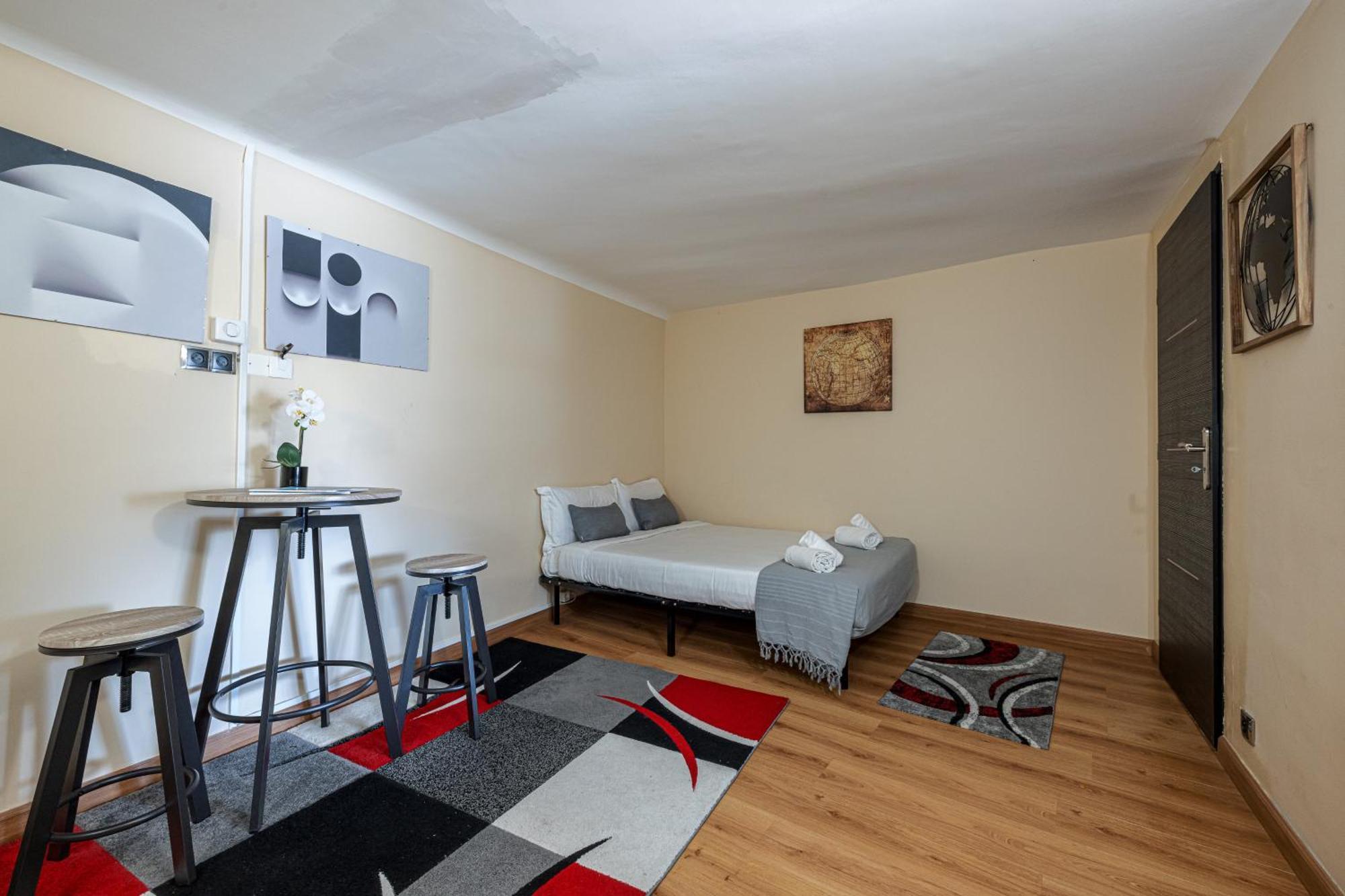 3 Pieces Des Jardins Apartment Ментона Екстериор снимка