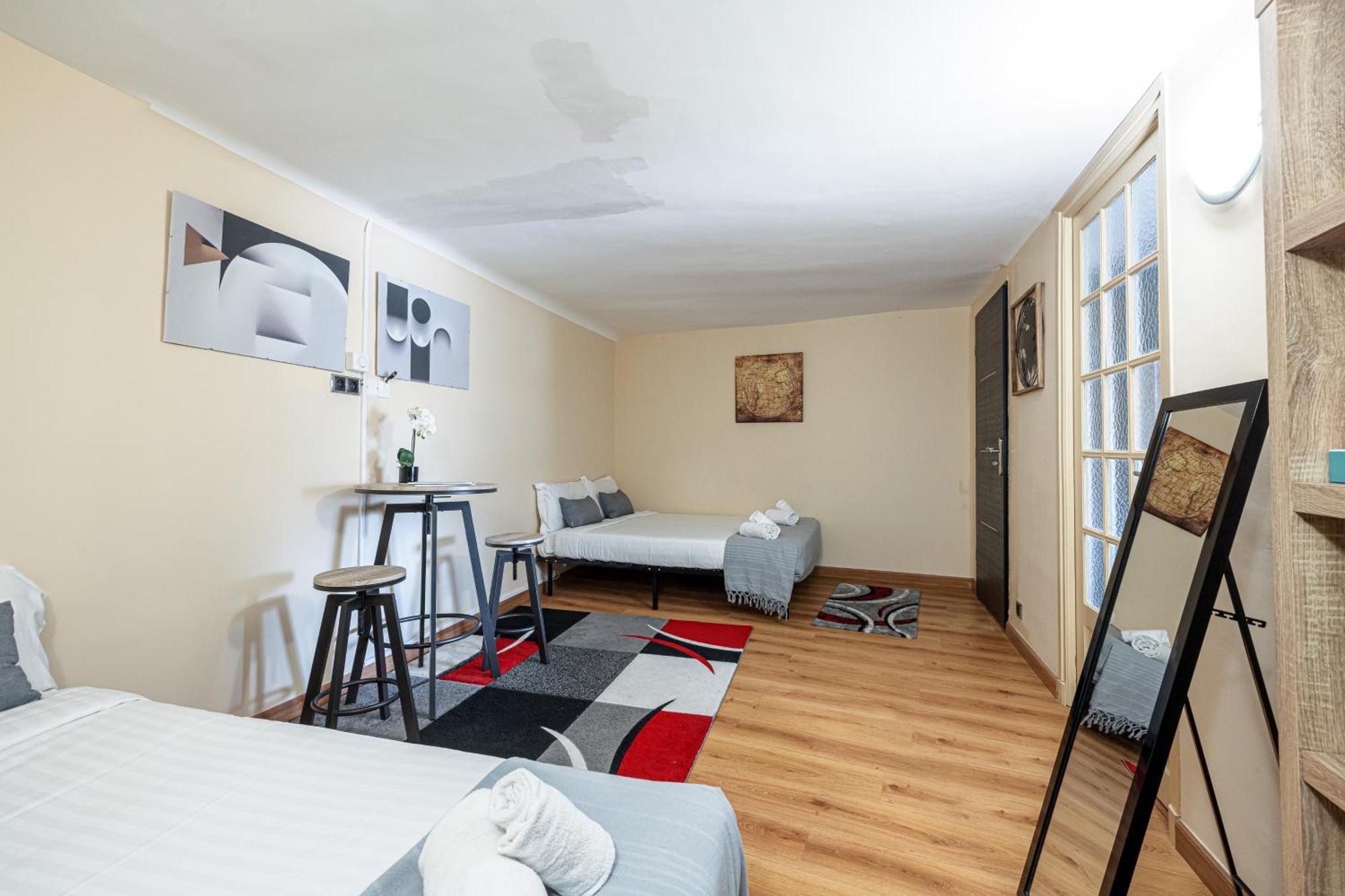 3 Pieces Des Jardins Apartment Ментона Екстериор снимка